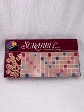 Vintage 1983 Scrabble No 17 Selchow & Righter Wood Tiles Made USA Complete